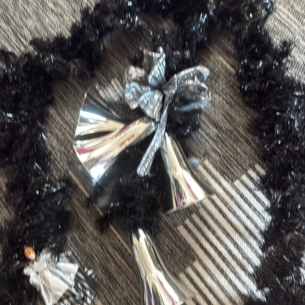 Elegant Silver Holiday Door Bell Decoration ( Garland and Tree Topper